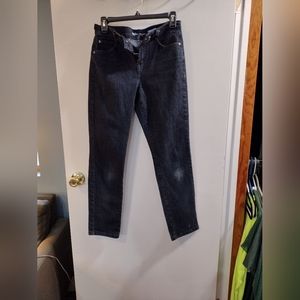 Style & Co petite size 6 petite. Dark blue denim jeans. straight leg.